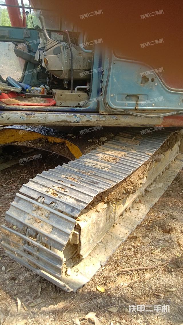 单侧履带整体（整机外观）