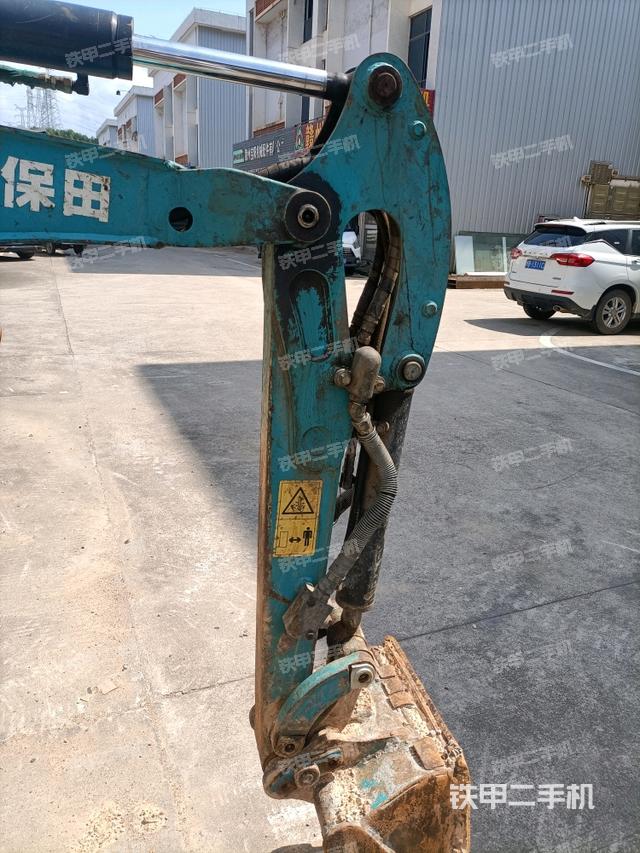 鏟斗右后整體（工作和回轉(zhuǎn)裝置）