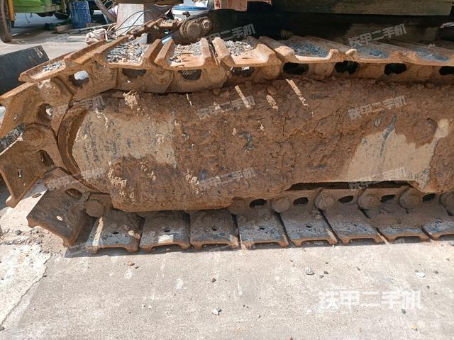 右導(dǎo)向輪（行走機(jī)構(gòu)）