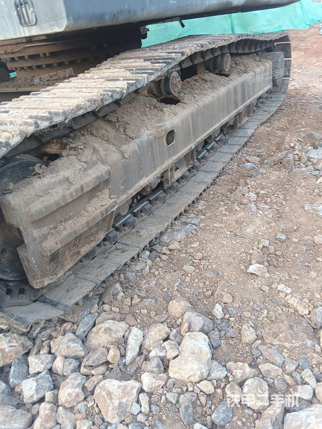 单侧履带整体（整机外观）