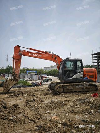 广州日立ZX130-5A挖掘机实拍图片