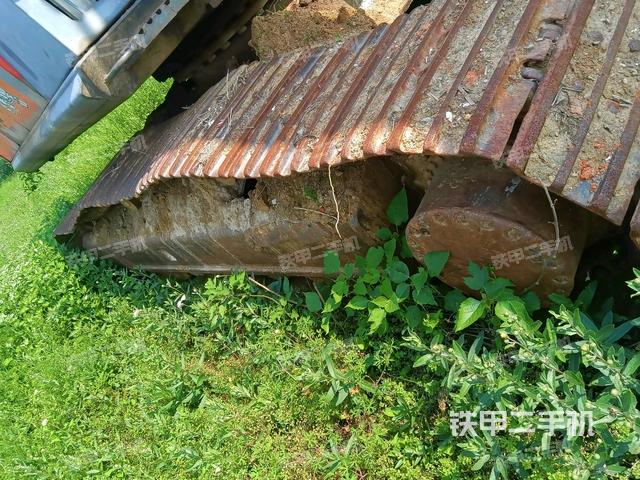 左側(cè)履帶整體?(行走機(jī)構(gòu)) 左側(cè)履帶整體?(行走機(jī)構(gòu))