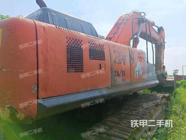 右后45(整機(jī)外觀) 右后45(整機(jī)外觀)