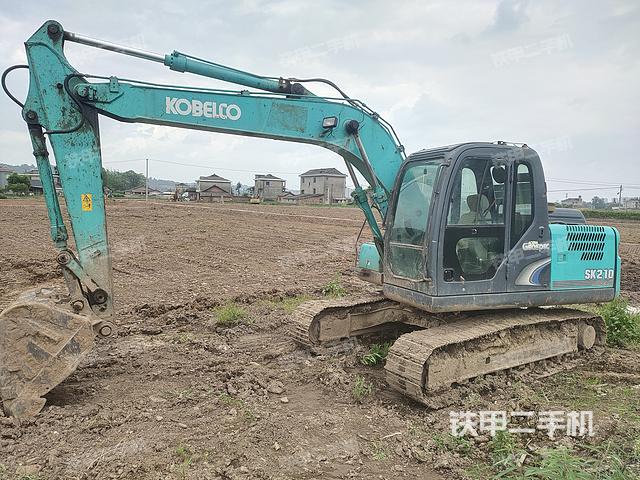 神钢SK140LC-8挖掘机
