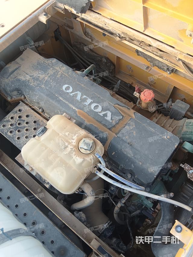 发动机整体俯视（整机外观）