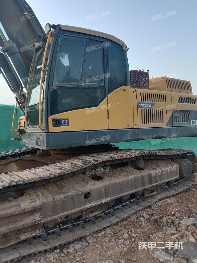 驾驶室整体（整机外观）