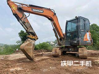 斗山DX55-9CN挖掘机实拍图片