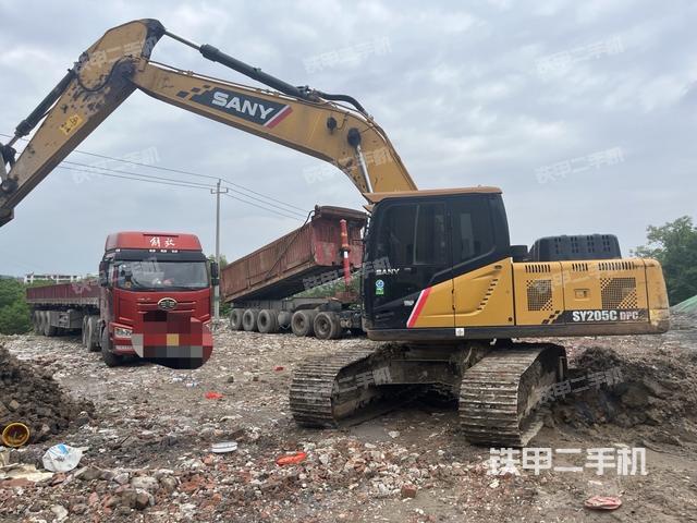 三一重工SY205C挖掘机