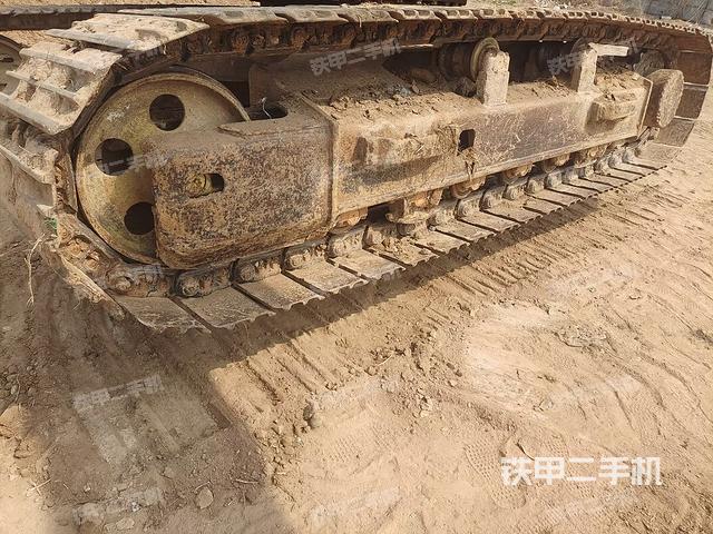 单侧履带整体（整机外观）