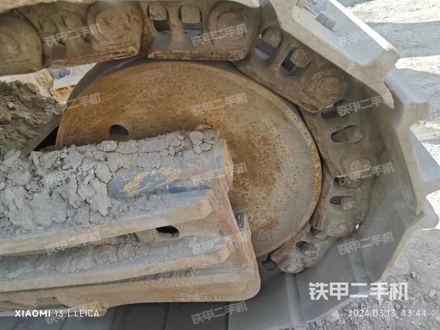 单侧履带整体（整机外观）