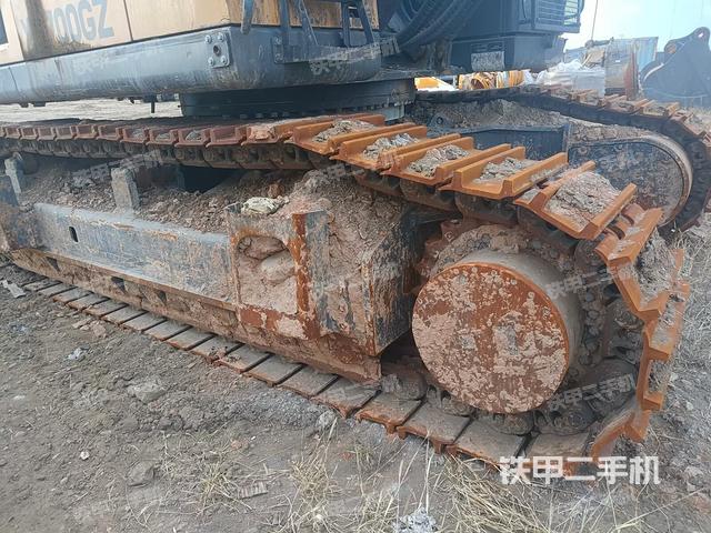 单侧履带整体（整机外观）