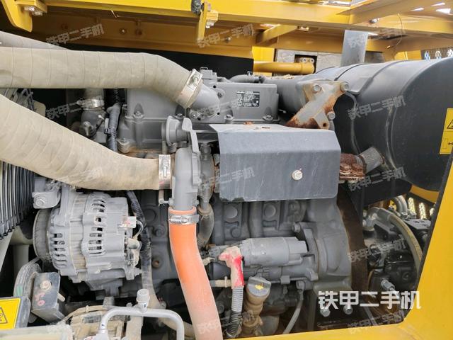 發(fā)動機(jī)室（上車部件）