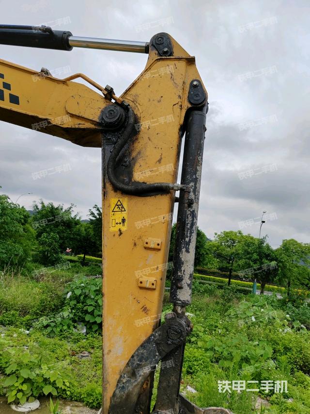 小臂整體左后（工作和回轉(zhuǎn)裝置）