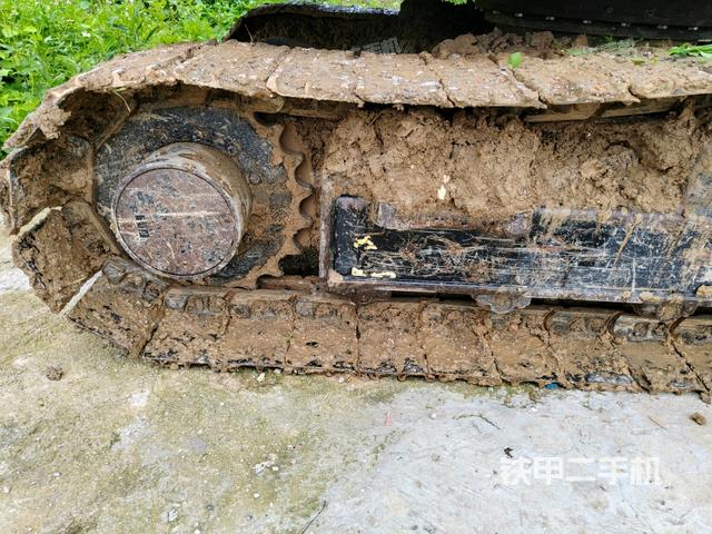 左導(dǎo)向輪（行走機(jī)構(gòu)）