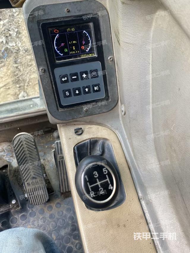 顯示屏?（駕駛室部分）