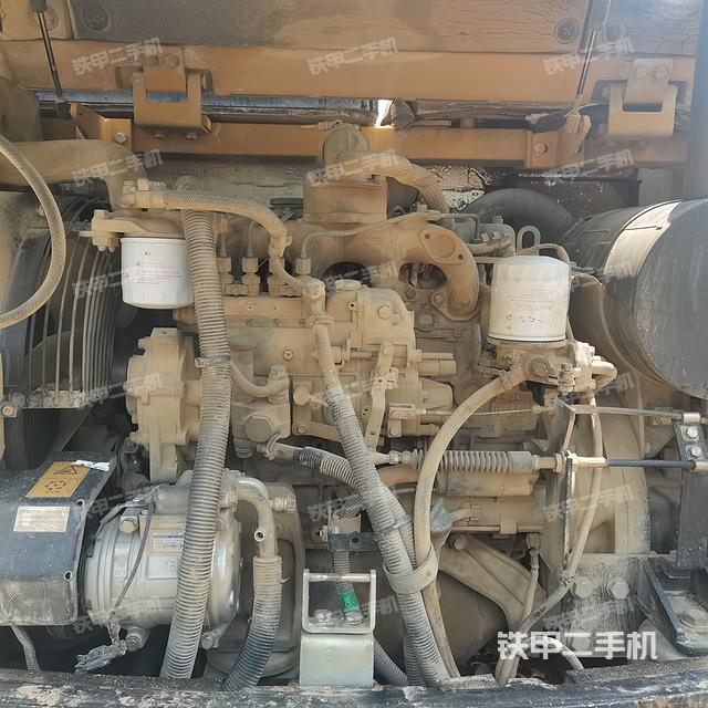 发动机整体俯视（整机外观）