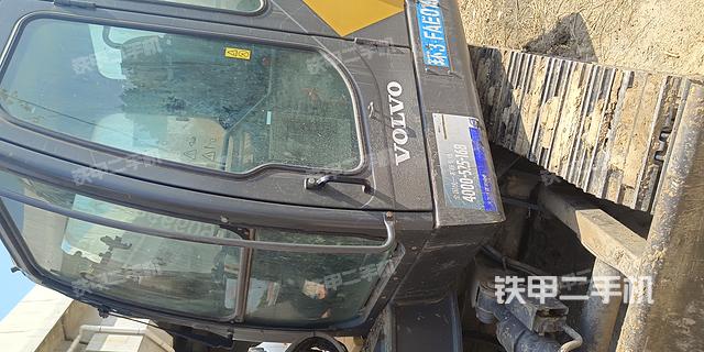 驾驶室整体（整机外观）