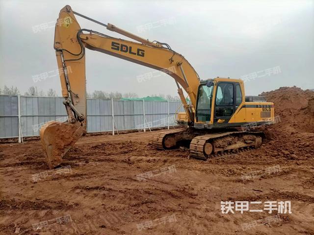 山东临工E6210F挖掘机