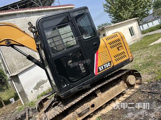 驾驶室整体（整机外观）