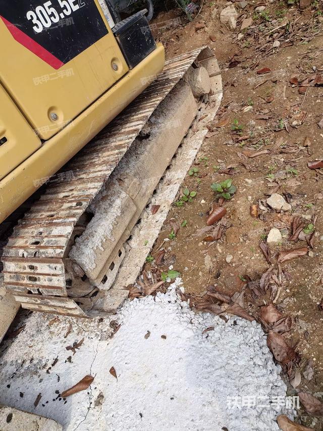 单侧履带整体（整机外观）