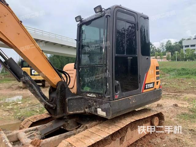 三一重工SY60挖掘机