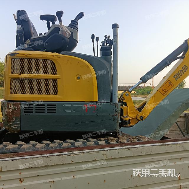 整机右后45°（整机外观）