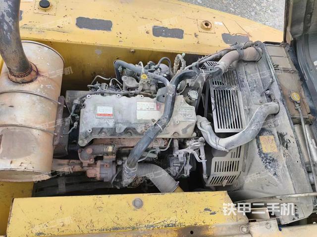 发动机整体俯视（整机外观）