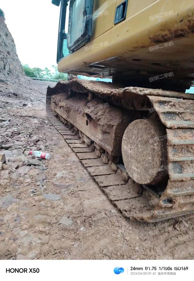 单侧履带整体（整机外观）