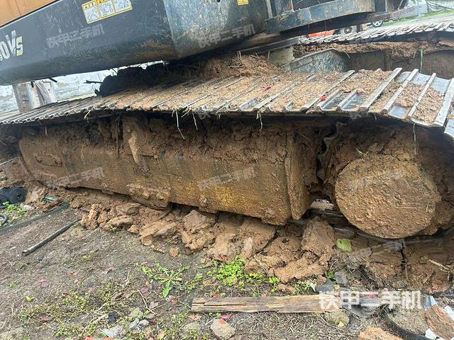 单侧履带整体（整机外观）