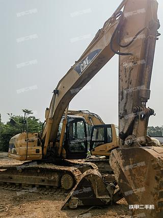 深圳卡特彼勒320C挖掘机实拍图片