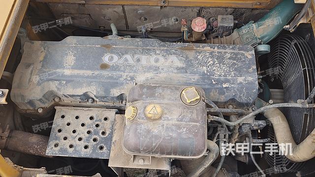 发动机整体俯视（整机外观）