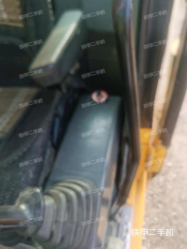 顯示屏?(駕駛室部分) 顯示屏?(駕駛室部分)