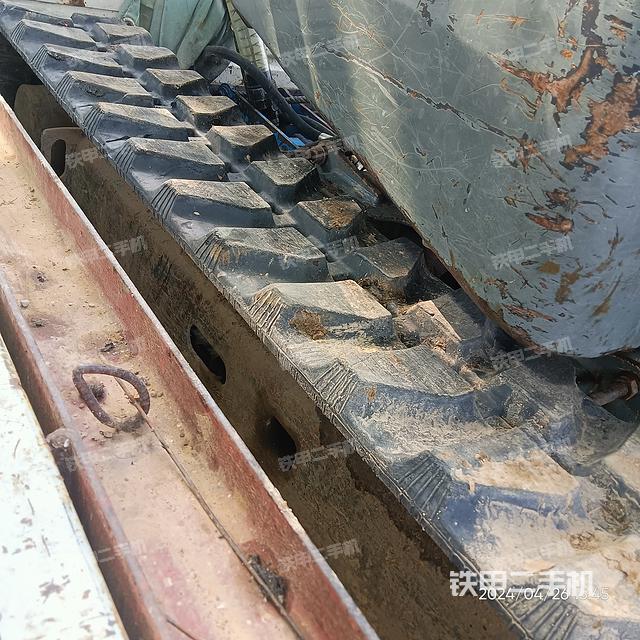 单侧履带整体（整机外观）