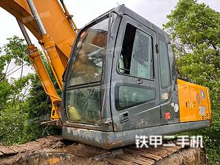 哈尔滨现代R215-7C挖掘机实拍图片