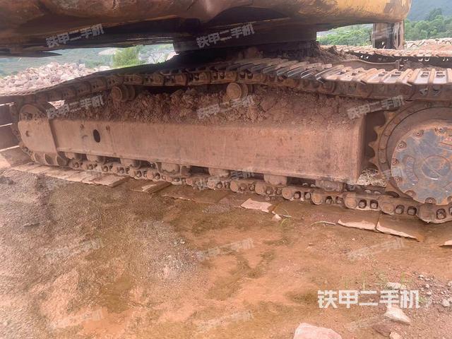 单侧履带整体（整机外观）