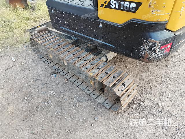 单侧履带整体（整机外观）