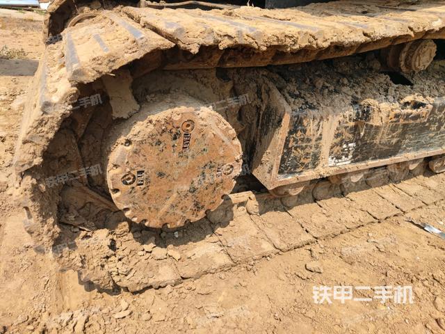 左側(cè)履帶整體?（行走機(jī)構(gòu)）