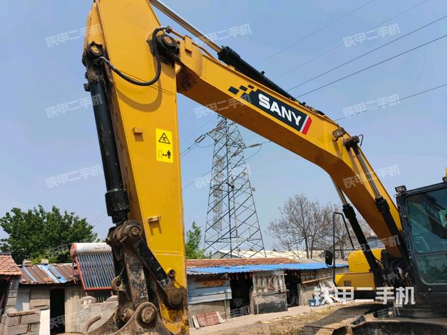 大臂整體?右側(cè)（工作和回轉(zhuǎn)裝置）