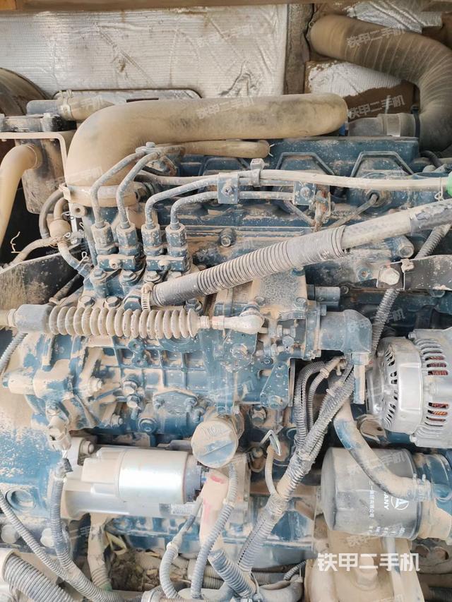 发动机整体俯视（整机外观）