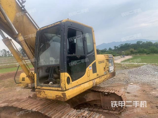 小松PC200-8N1挖掘机