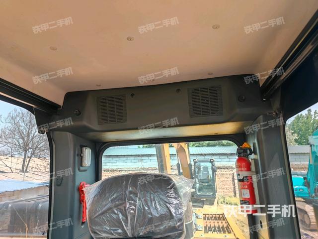 頂棚整體（駕駛室部分）