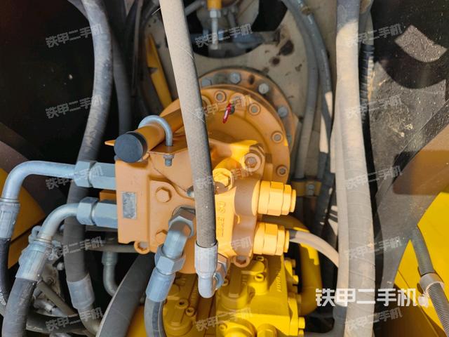 回轉(zhuǎn)馬達(dá)（上車(chē)部件）