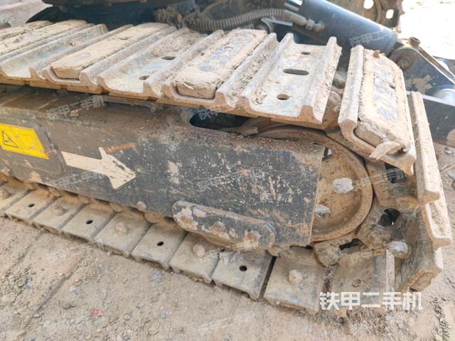 左側(cè)履帶整體?(行走機構(gòu)) 左側(cè)履帶整體?(行走機構(gòu))