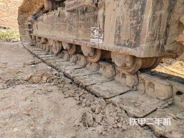 左托鏈輪和鏈筋（行走機(jī)構(gòu)）