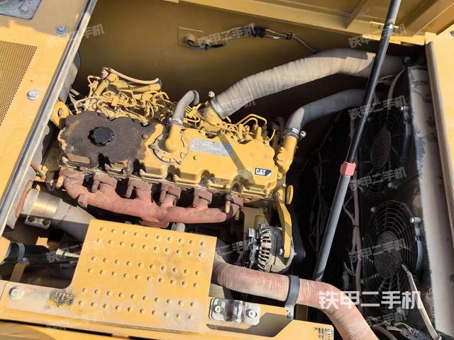 发动机整体俯视（整机外观）