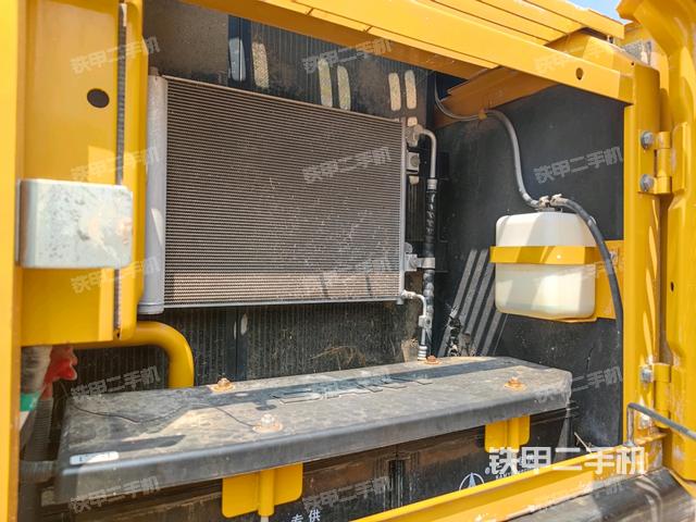 散熱器正面（大件艙室）