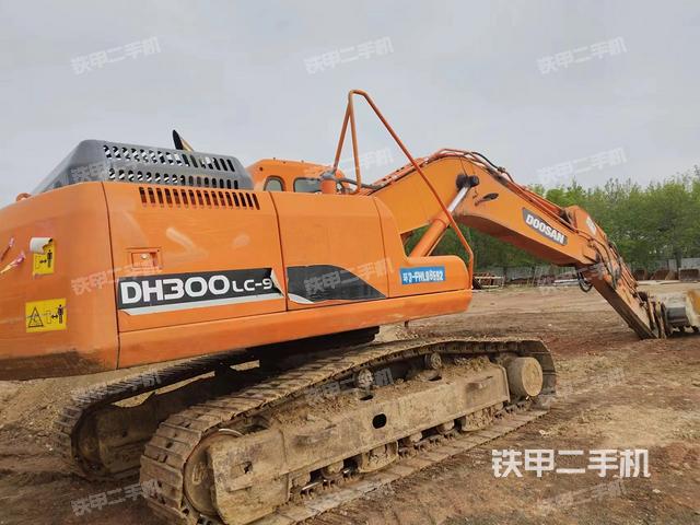 整机右后45°（整机外观）