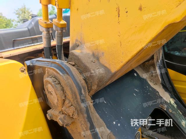 大臂根部?斜視（工作和回轉(zhuǎn)裝置）