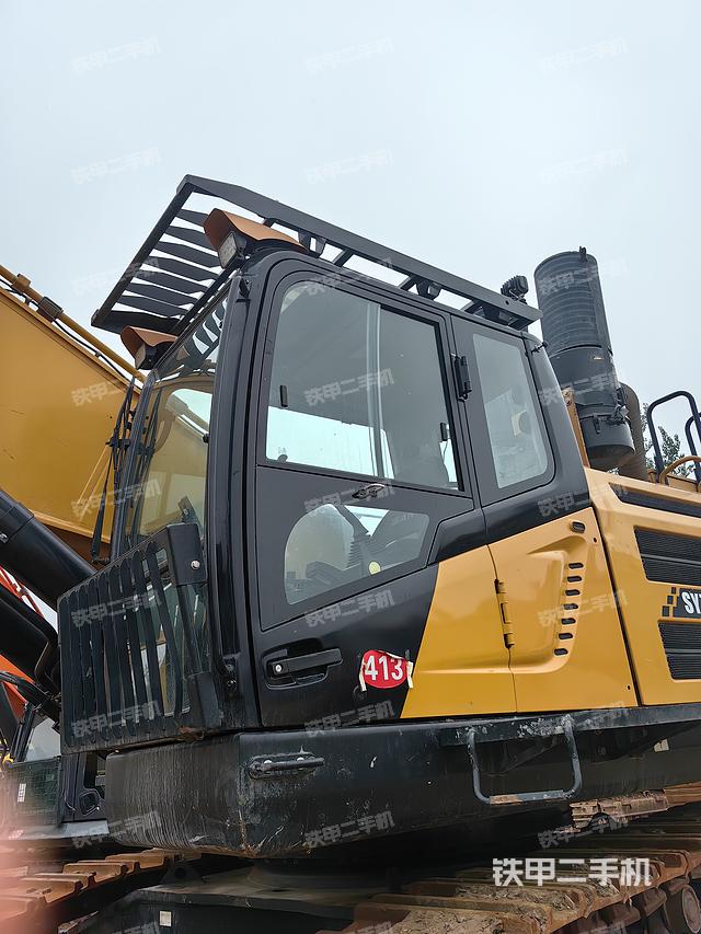 驾驶室整体（整机外观）