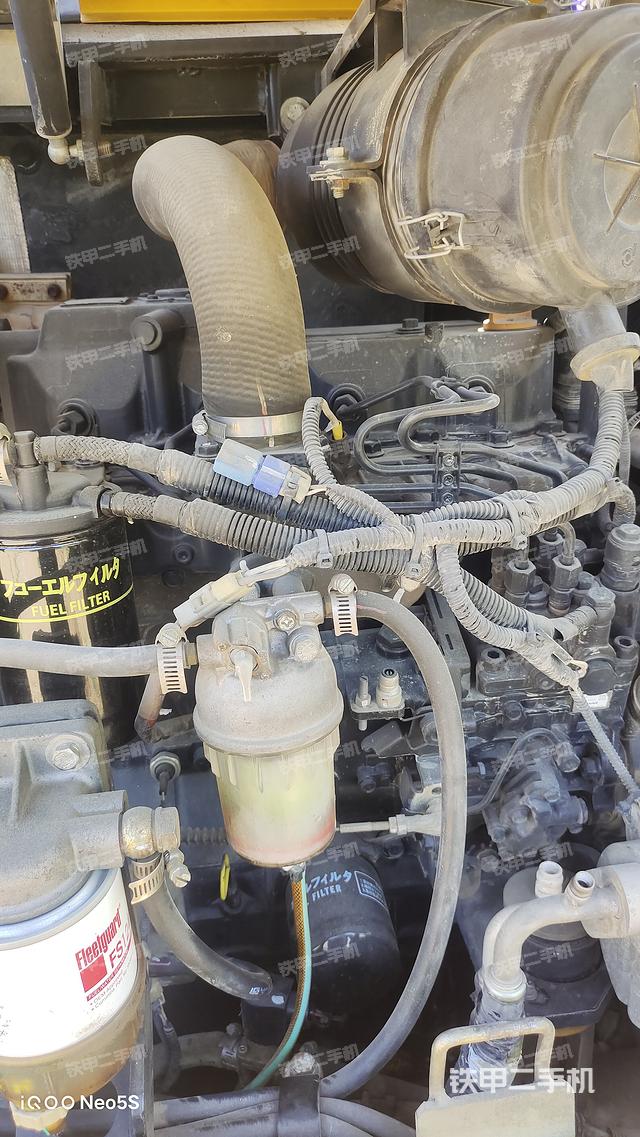 发动机整体俯视（整机外观）